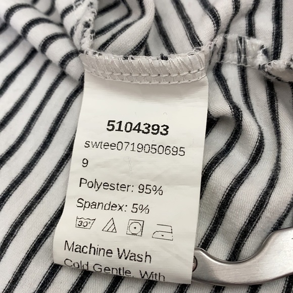 SHEIN Black/White Stripe Crop Top Small - Picture 8 of 10